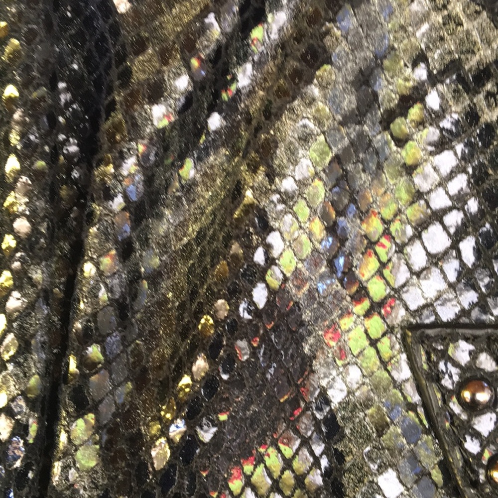 Victor Women’s Small Reptile Print Handbag - Picture 8 of 8